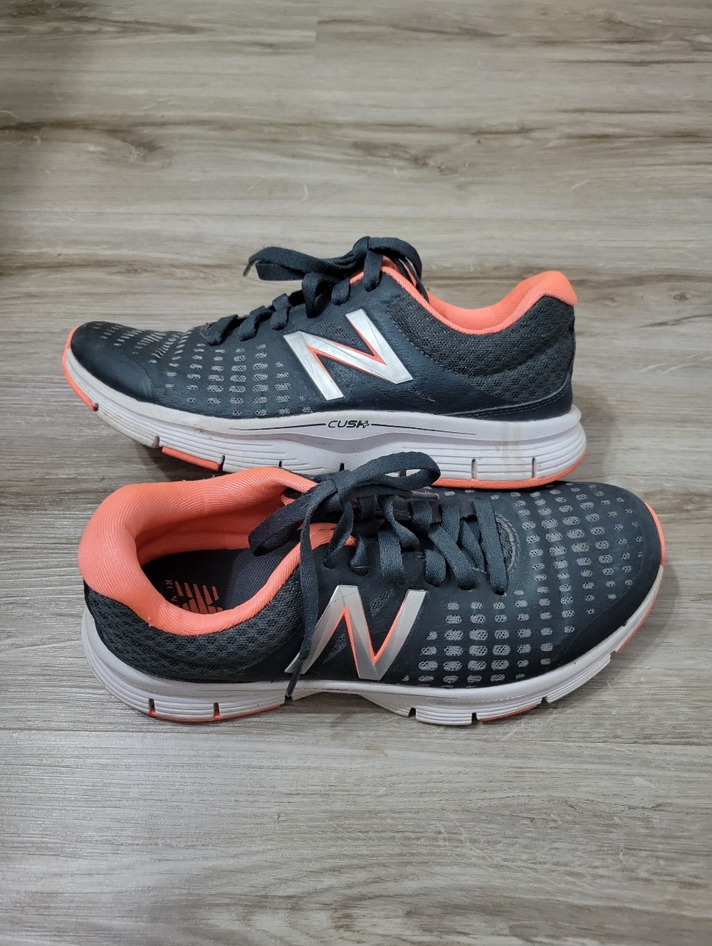 New Balance 775v1 Cush Running Shoes Size 8